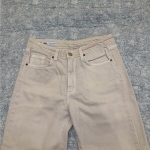 Zara Women's High Rise Beige Jeans